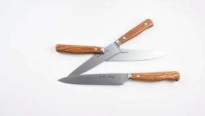 Best Left Handed Bread Knives: Top Serrated Picks