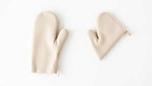 Best Left Handed Oven Mitts: Heat Protection for Lefties
