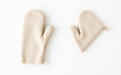 Best Left Handed Oven Mitts: Heat Protection for Lefties
