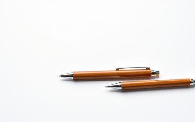 Best Left Handed Writing Pens: No Smear, Smooth Ink