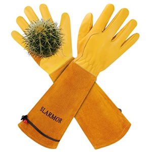 8 Best Left-Handed Gardening Gloves for Protection and Grip