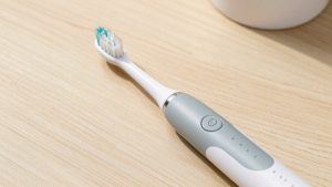 Best Electric Toothbrushes for Superior Oral Hygiene: A Lefty Guide