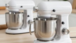 Best Professional Stand Mixers for Home Bakers