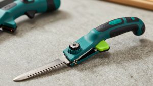 Best Greenworks Hedge Trimmer in 2026: Buying Guide