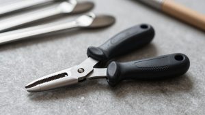Left Handed Gifts vs Personalized Gifts: Which Is Right for Your Home (2026)