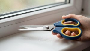 What Size Left Handed Scissors for Children? Size Guide With Measurements (2026)